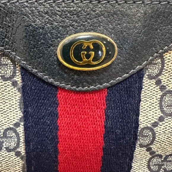 Gucci Vintage Boston Bag - Picture 12 of 17